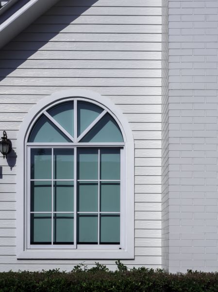 Cost of Curved Window Replacement in Santa Monica