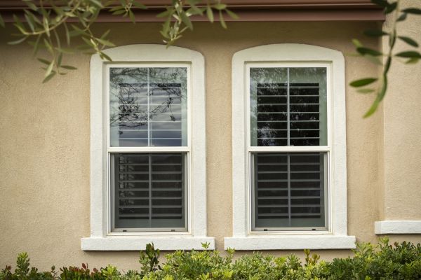Cost of Single Hung Window Replacement in Santa Monica